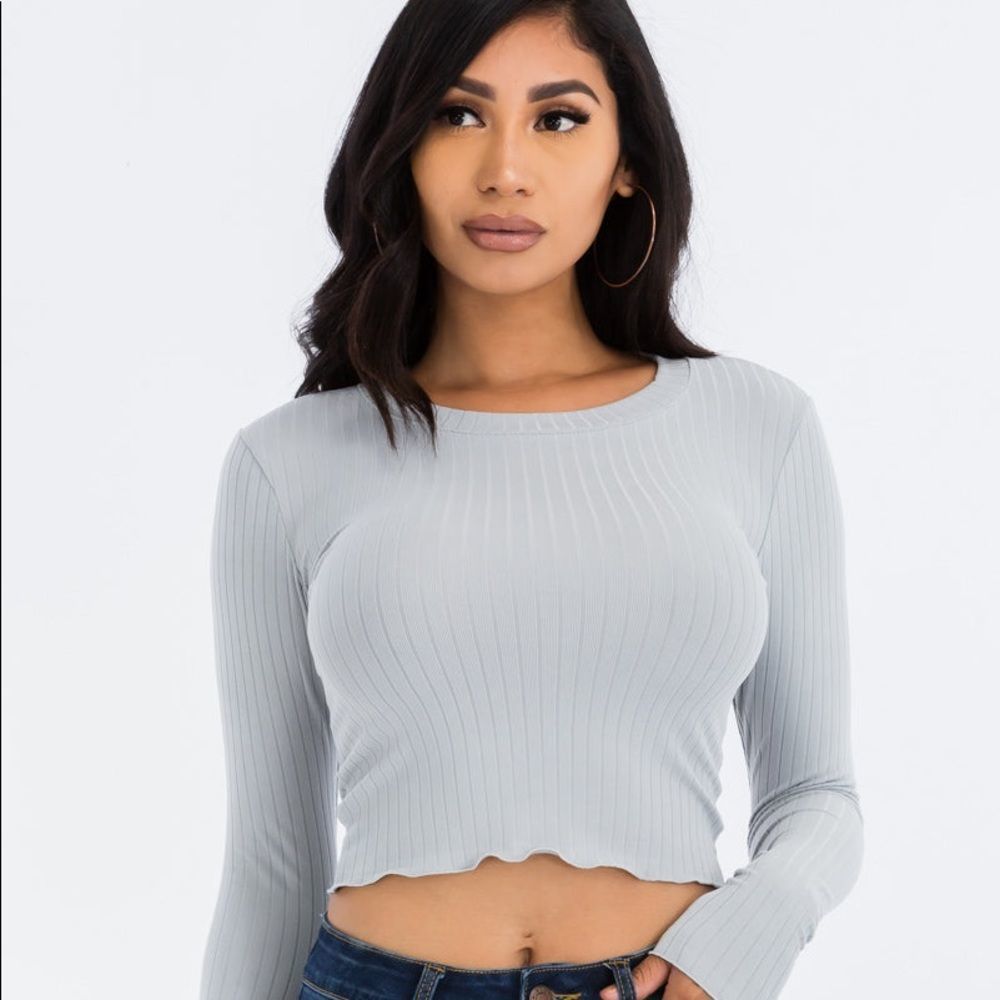 LETTUCE EDGE LONG SLEEVE CROP TOP